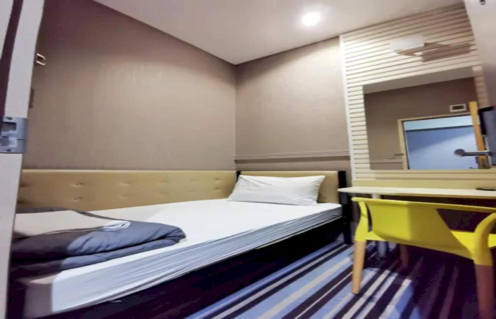 Capital O 75451 Podstel Hostel Bangkok Zewnętrze zdjęcie